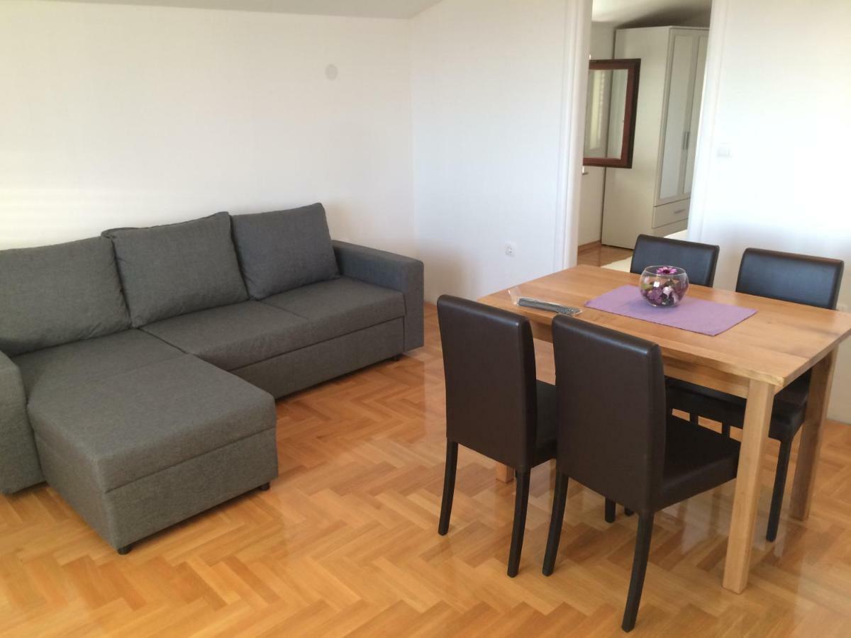 Apartments Antonija Sukošan المظهر الخارجي الصورة