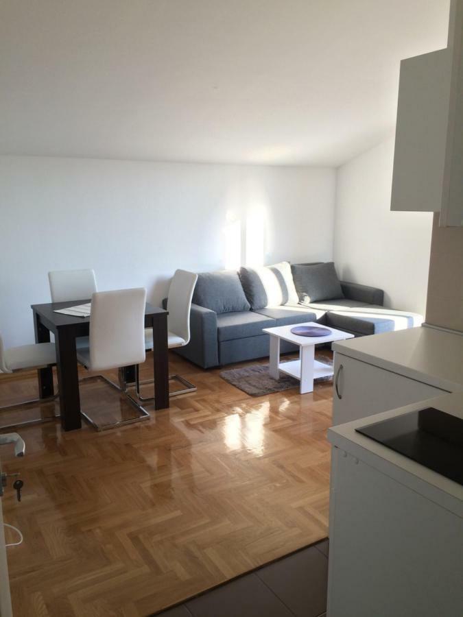 Apartments Antonija Sukošan المظهر الخارجي الصورة