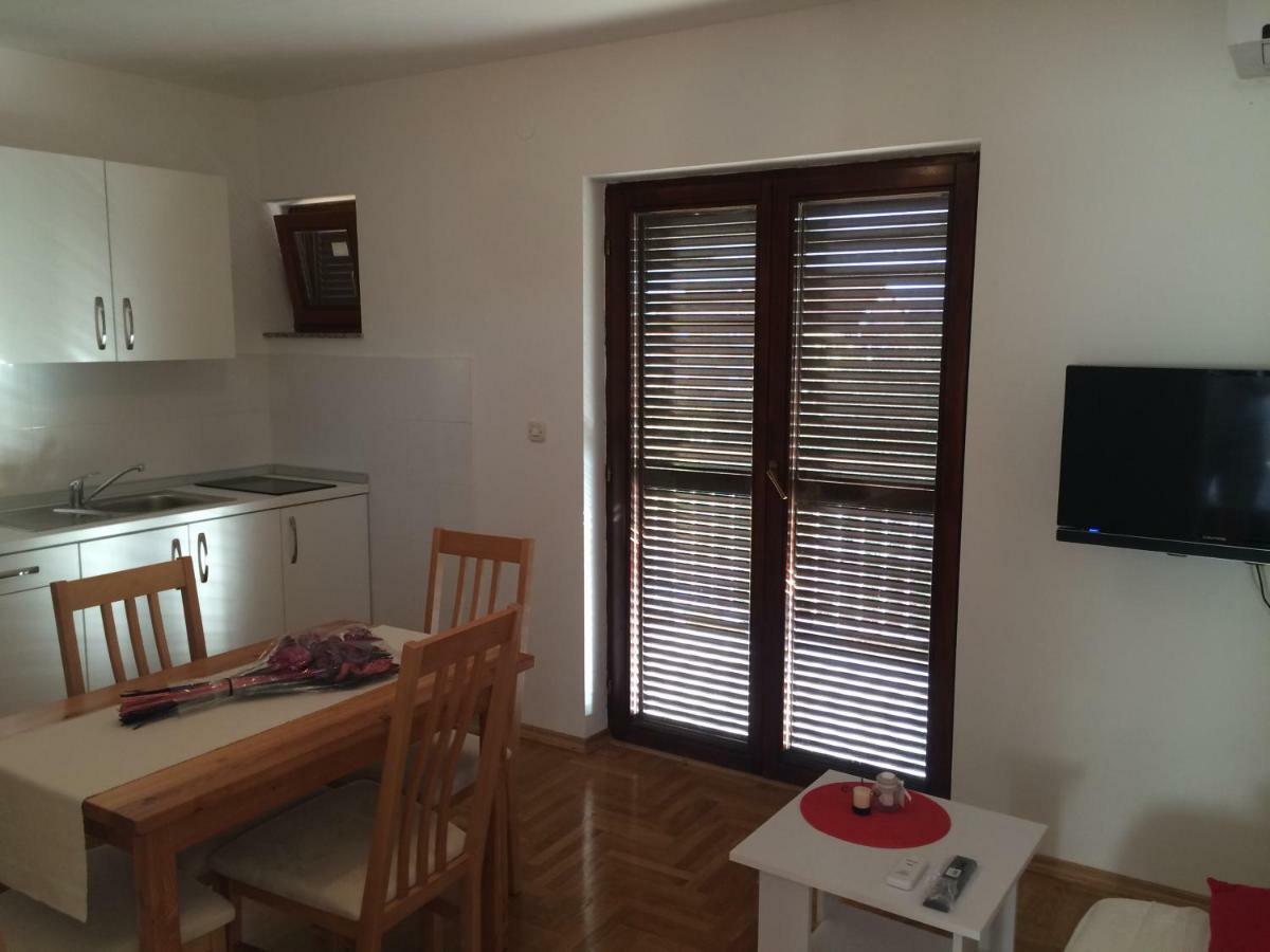 Apartments Antonija Sukošan المظهر الخارجي الصورة